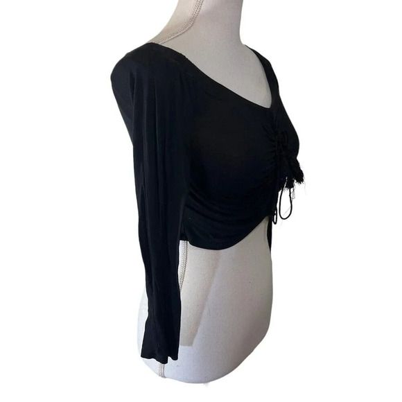 Windsor Black Cropped Top Size Medium Tassels Ruched Gathered Long Sleeve Blouse - Picture 2 of 5